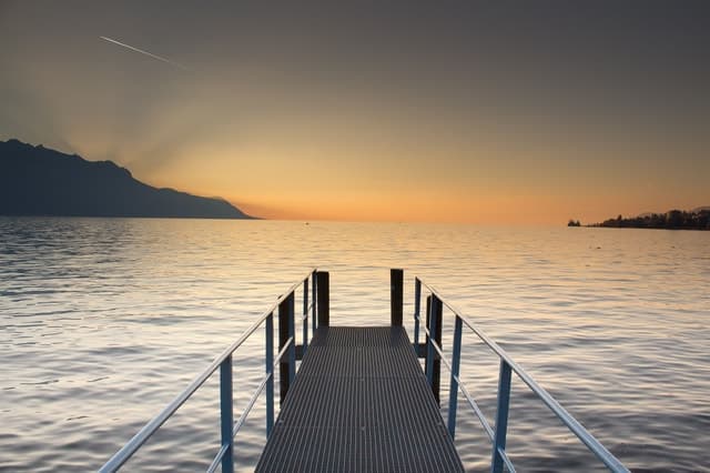 Montreux: Insta-Perfect Walk with a Local
