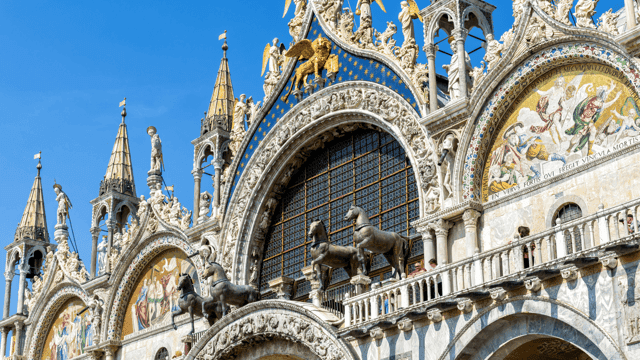 Venice in a Day: St. Mark’s, Doge’s Palace & Murano Burano
