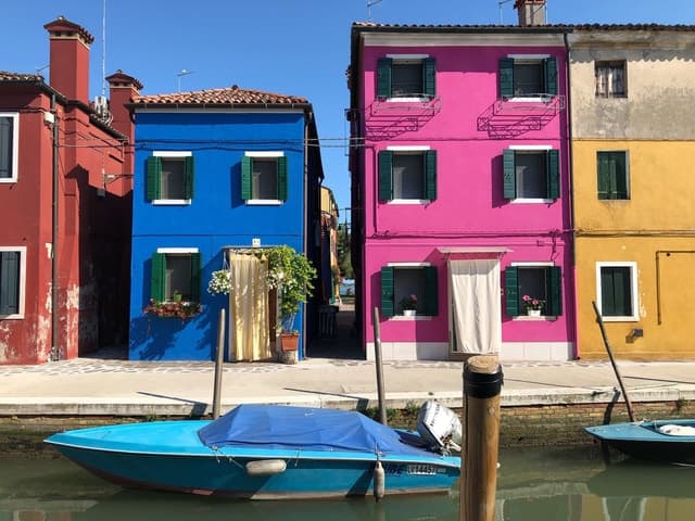 Luxury Murano & Burano Boat Tour