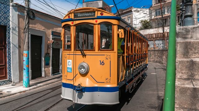 Rio de Janeiro: Santa Teresa Tram Tour, Selarón Steps & Lapa