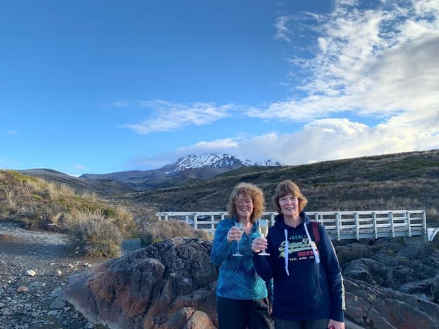 Tongariro National Park: Pre-Sunset Guided Walking Tour