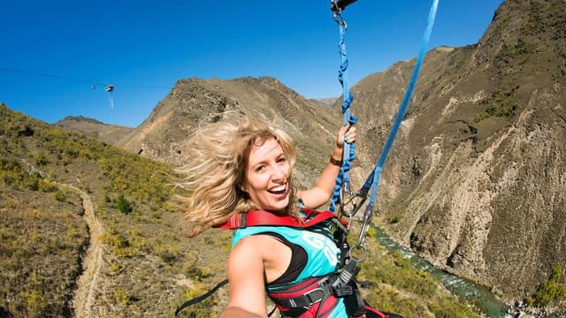 Queenstown: Nevis Canyon Swing - 70m Free-Fall!