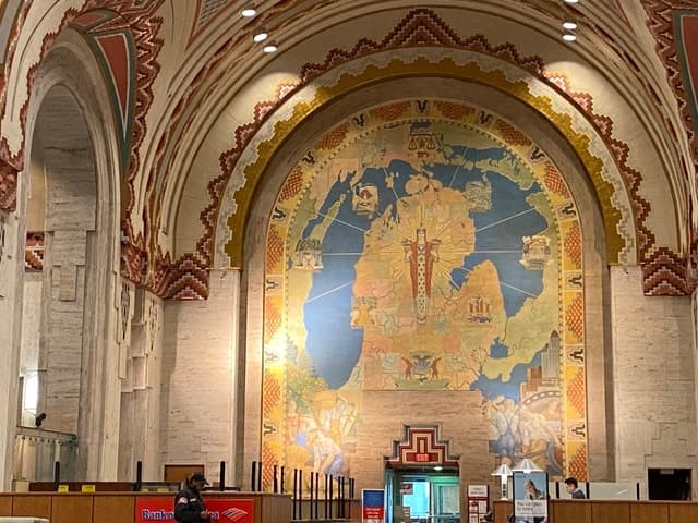 Detroit Architecture Walking Tour: Inside Access & Landmarks