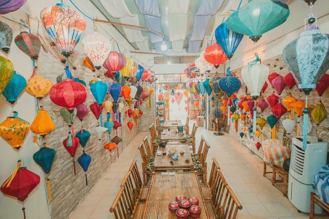 Hoi An: Vietnamese Foldable Lantern Making Class