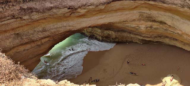 Vilamoura: Benagil Cave Guided Catamaran Cruise & Drink