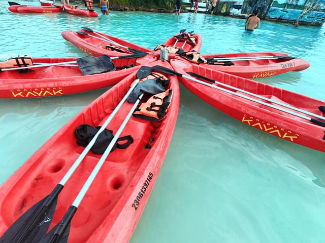 Bacalar: Full Day Kayak Rental