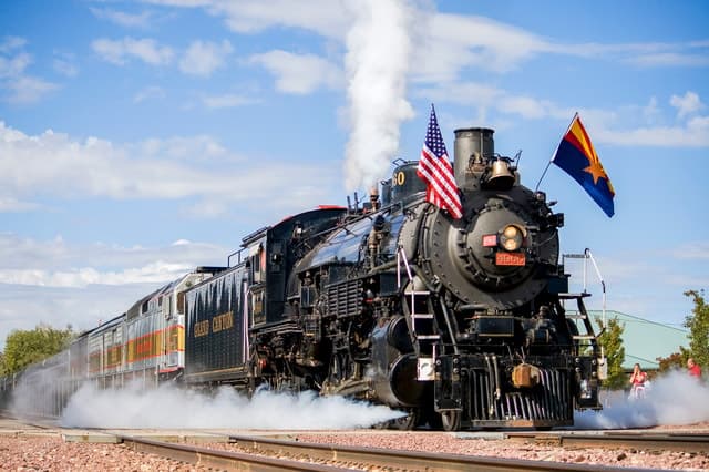 From Williams: Grand Canyon Railway Round-Trip Train Ticket