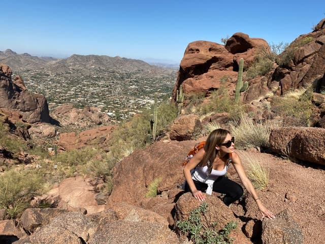 Phoenix: Amazing Two-Hour Guided Hike in the Sonoran Desert