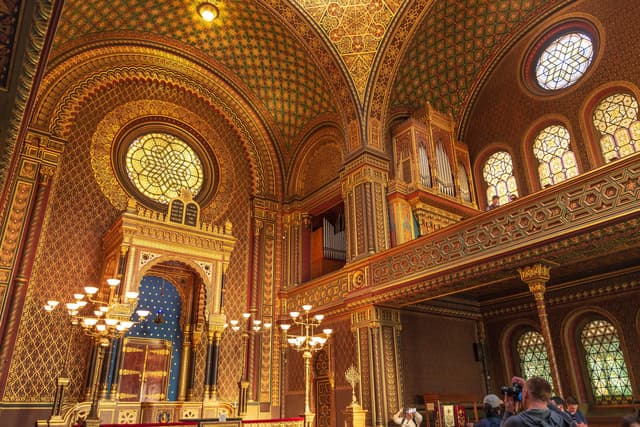Magical Musical Evenings at Prague's Spanish Synagogue