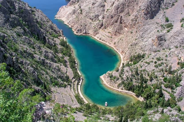 Novalja: Zavratnica and Rab Boat Tour