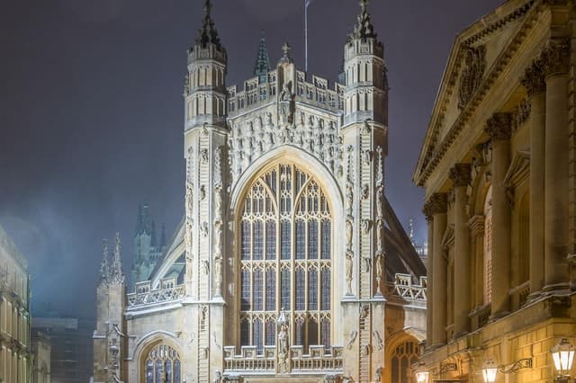 Bath: Guided Ghost Tour