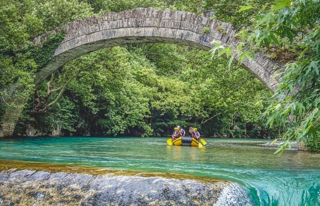 Epirus: Easy Rafting Experience on the Voidomatis River
