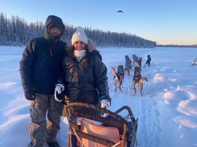 Willow: 6-Mile Traditional Alaskan Dog Sledding Ride