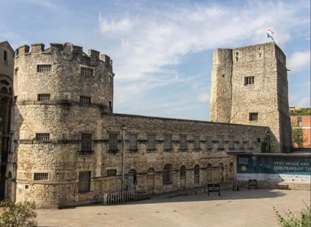 Oxford Castle and Prison: Guided Tour