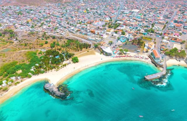 Praia: Santiago Island Tour with Tastings and Tarrafal Beach