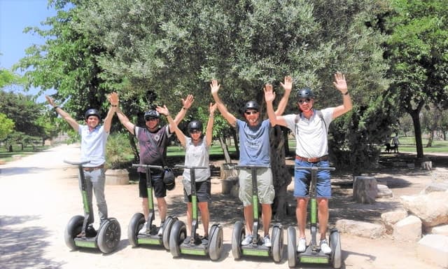 Valencia: Old Town and Gardens Segway Tour