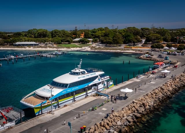 Hillarys Boat Harbour: Rottnest Island Ferry Transfer