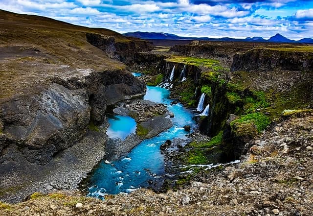 From Reykjavik: Day Tour to Landmannalaugar in a 4X4