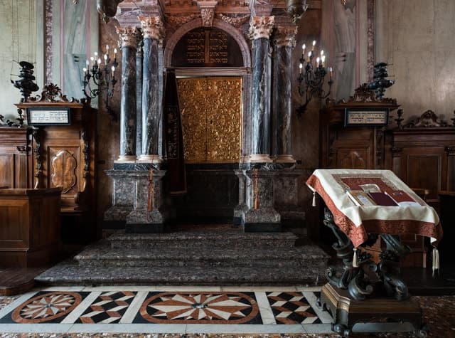 Padua Jewish Heritage: Guided Tours & History