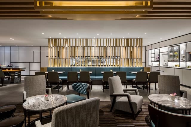 Premium Lounges & Transit Comfort in Taipei