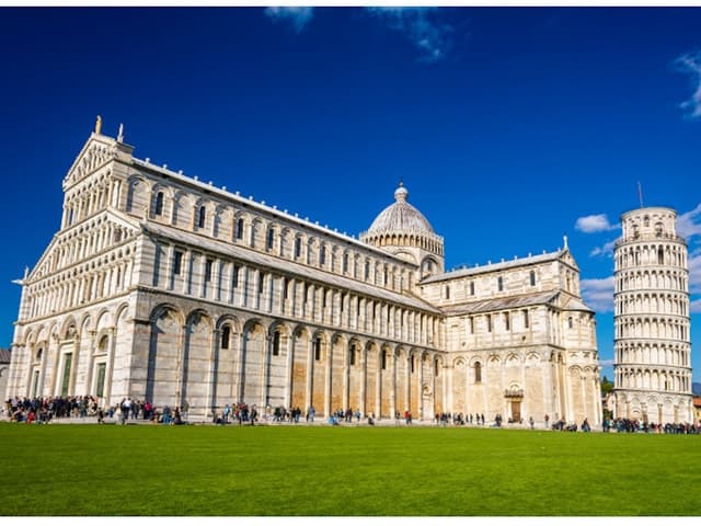 Pisa: Leaning Tower & Cathedral Tickets with Timed Entry
