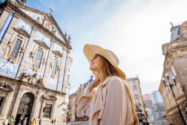 From Lisbon: Day Trip to Porto, Óbidos, and Nazaré