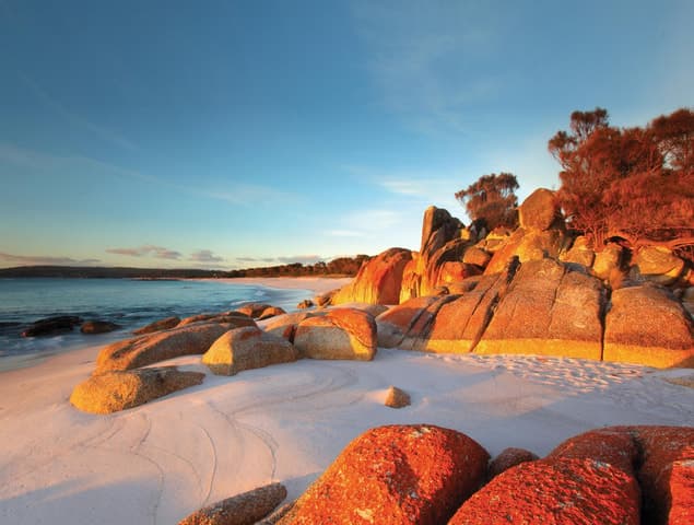 From Launceston: Bay of Fires Hiking Tour - 4 Days