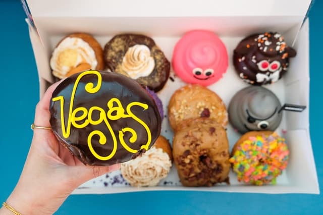 Las Vegas: Fremont Street Donuts & Sweet Treats Walking Tour