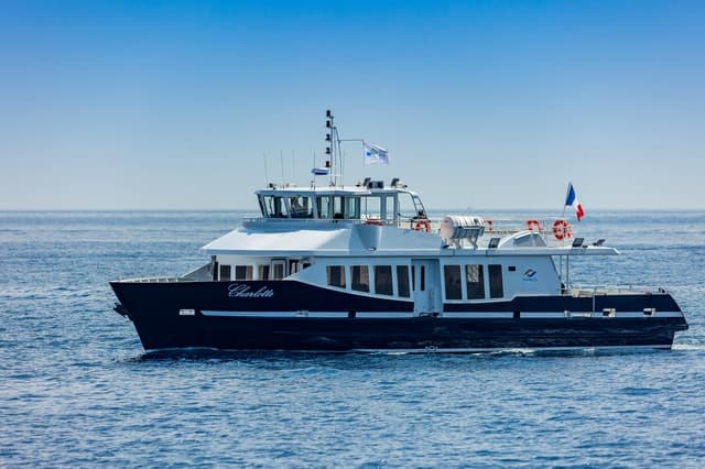 Best Ferry Transfers: Cannes to Monaco Sea Travel