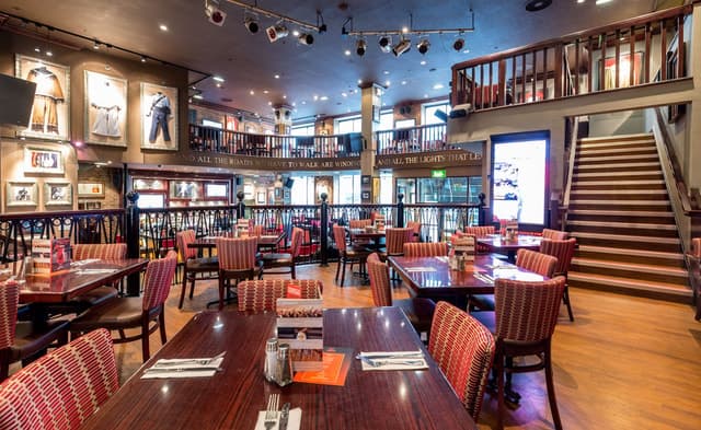 Manchester: Hard Rock Cafe Set Menu for Lunch or Dinner