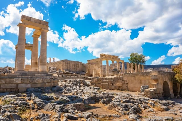Rhodes: Lindos Acropolis Entry Ticket & Optional Audio Guide