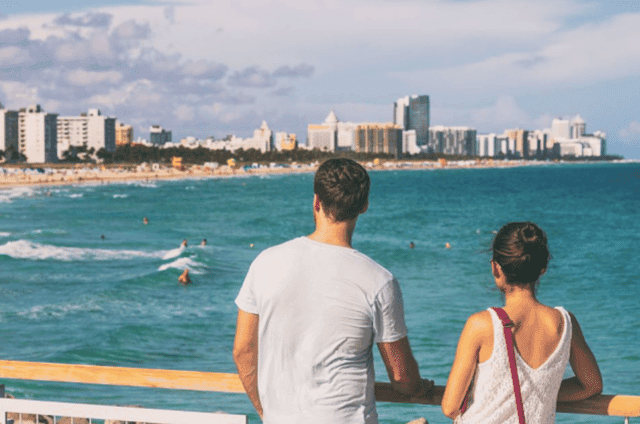 Fort Lauderdale Small Group Premium Tour with Boat Cruise
