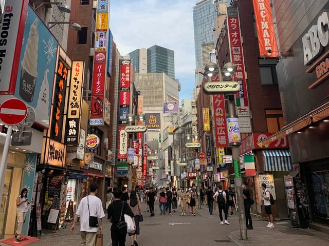 Shibuya Official Highlight Walking Tour