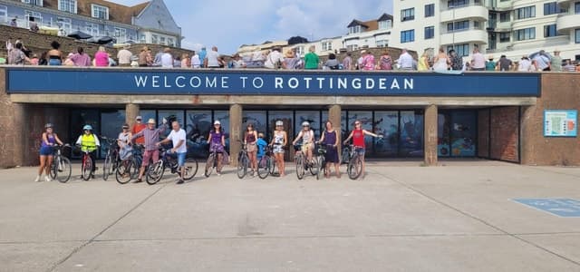 Brighton: Coastal Bike Tour to Rottingdean
