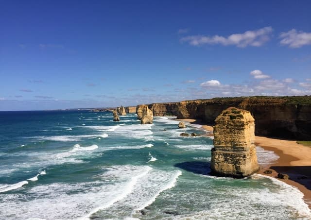 From Melbourne: Great Ocean Road Boutique Tour in Reverse