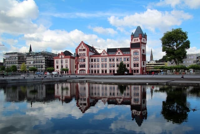 Best Private Dortmund Walking Tour & Local Experiences