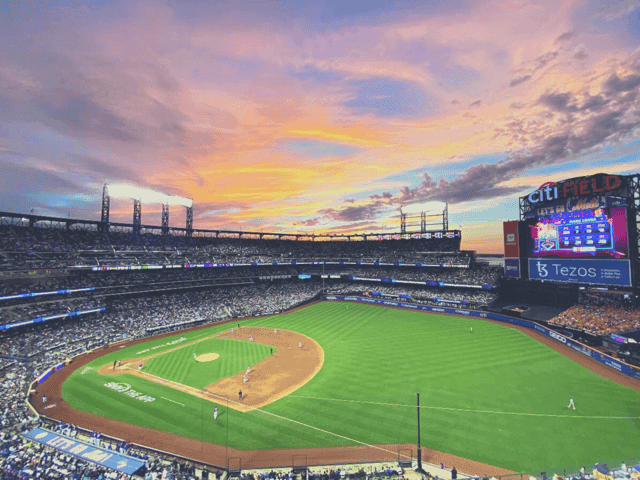 New York: New York Mets Baseball Game Ticket at Citi Field
