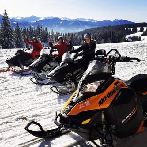 From Krakow: Snowmobile, Zakopane & Chochołowskie Baths