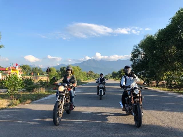 Hue/HoiAn/DaNang: Easy Riders Motobike trip via Hai Van Pass
