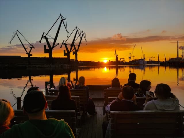Best Gdańsk Sunset Cruise: Scenic Boat Tours in Gdansk