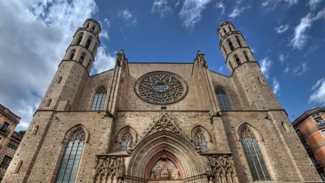 Explore Santa Maria del Mar Tours in Barcelona