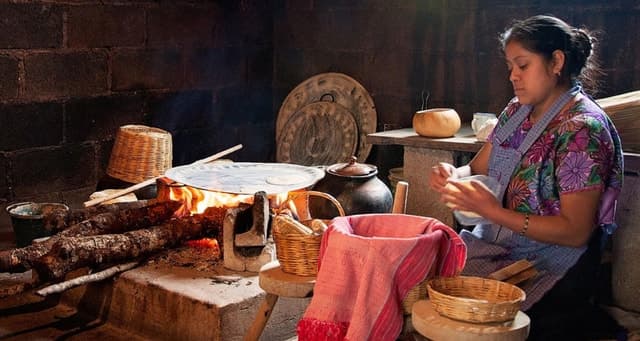 FromSan Cristobal:Zinacantán andSanJuanChamula ENGLISH GUIDE