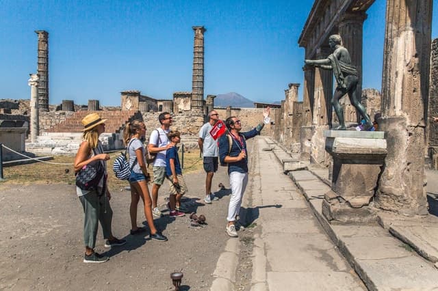 Naples or Sorrento: Full-Day Pompeii and Mt. Vesuvius Tour