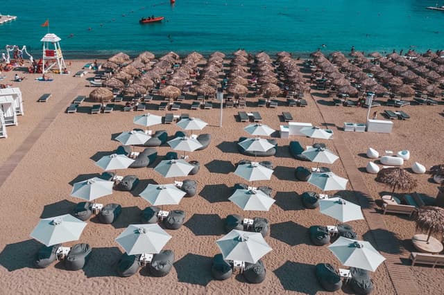 Mykonos: Super Paradise Beach with Sunbed at Thalas Mykonos