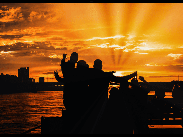 Bonn: Sunset Boat Tour on the Rhine