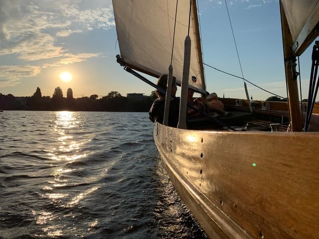 Best Alster Sailing Tours & Hamburg Water Adventures