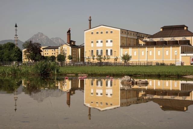 Authentic Salzburg Beer Experience: Stiegl Brewery Tour