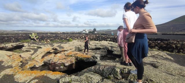 Lanzarote: Timanfaya Natural Park Trekking Tour
