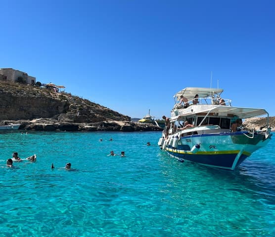 Malta: Comino, Blue & Crystal Lagoon, Gozo & Seacaves