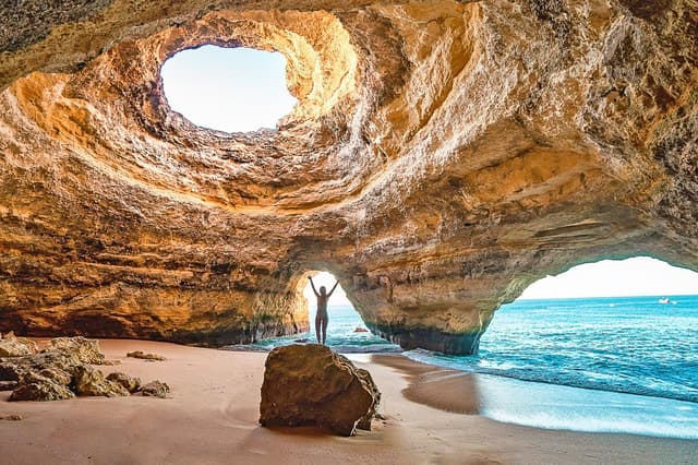 Portimão: Carvalho & Marinha Beach, Benagil Cave Boat Tour